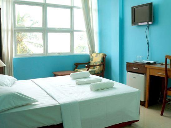 Visit Beach Inn Hulhumale Bagian luar foto